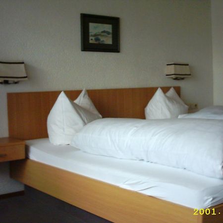 Landhotel Loewen Блумберг Экстерьер фото